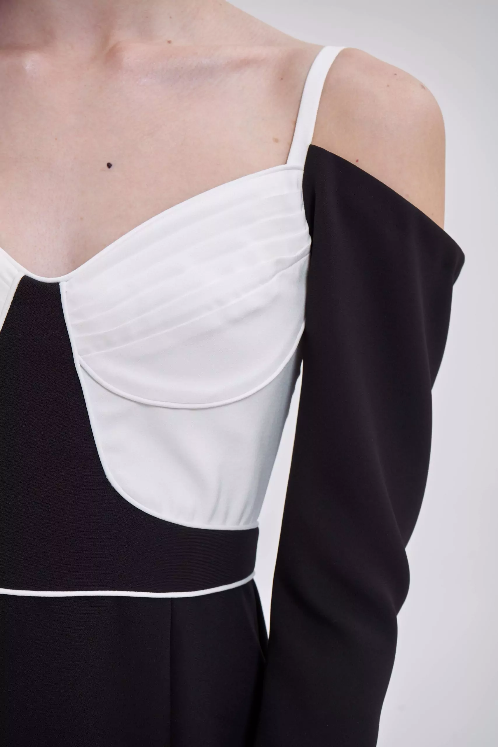 Eustoma DRESS BLACK/WHITE